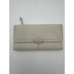 Fossil Cream  Soft‎ Leather Tri-Fold Wallet Running Stitch